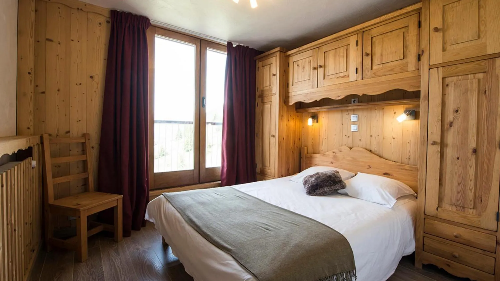 Appartement Ski Aux Pieds Pour Familles Avec Animaux, Balcon, Parking, Wi-Fi - Fr-1-514-15 Куршевель Апартаменты
